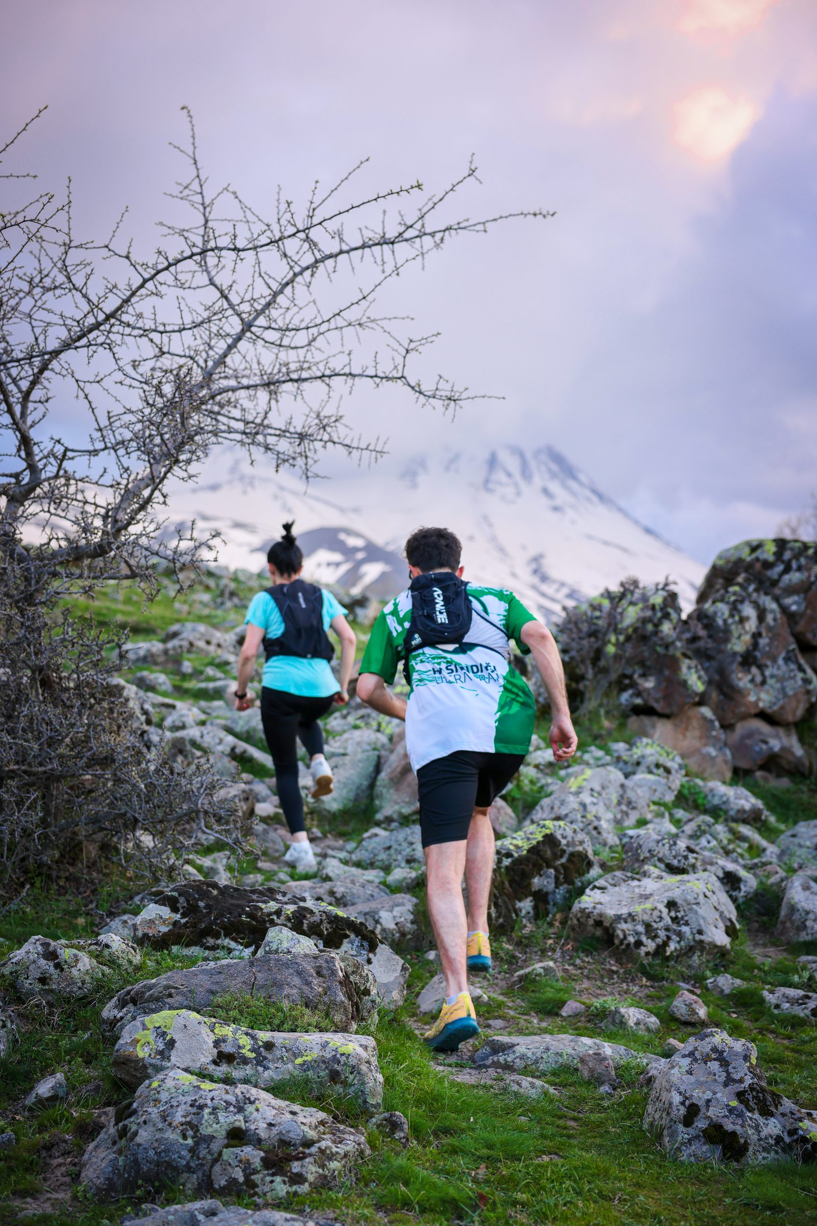 Hasandağı Ultra Trail 2025 yarış anı